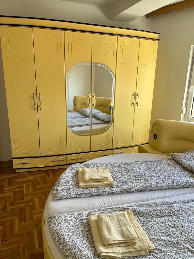 Apartment Alpi เปเย ภายนอก รูปภาพ
