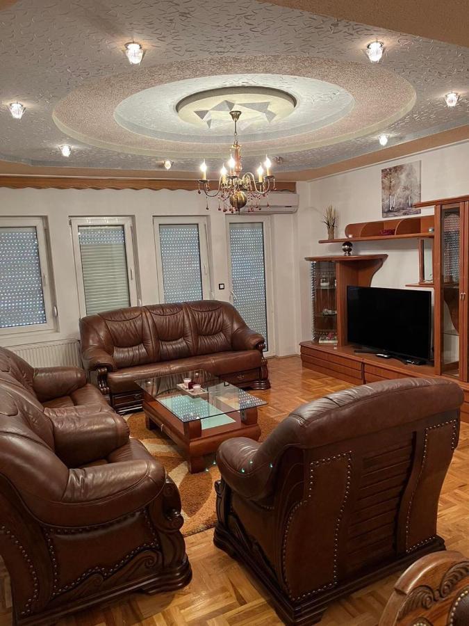 Apartment Alpi เปเย ภายนอก รูปภาพ